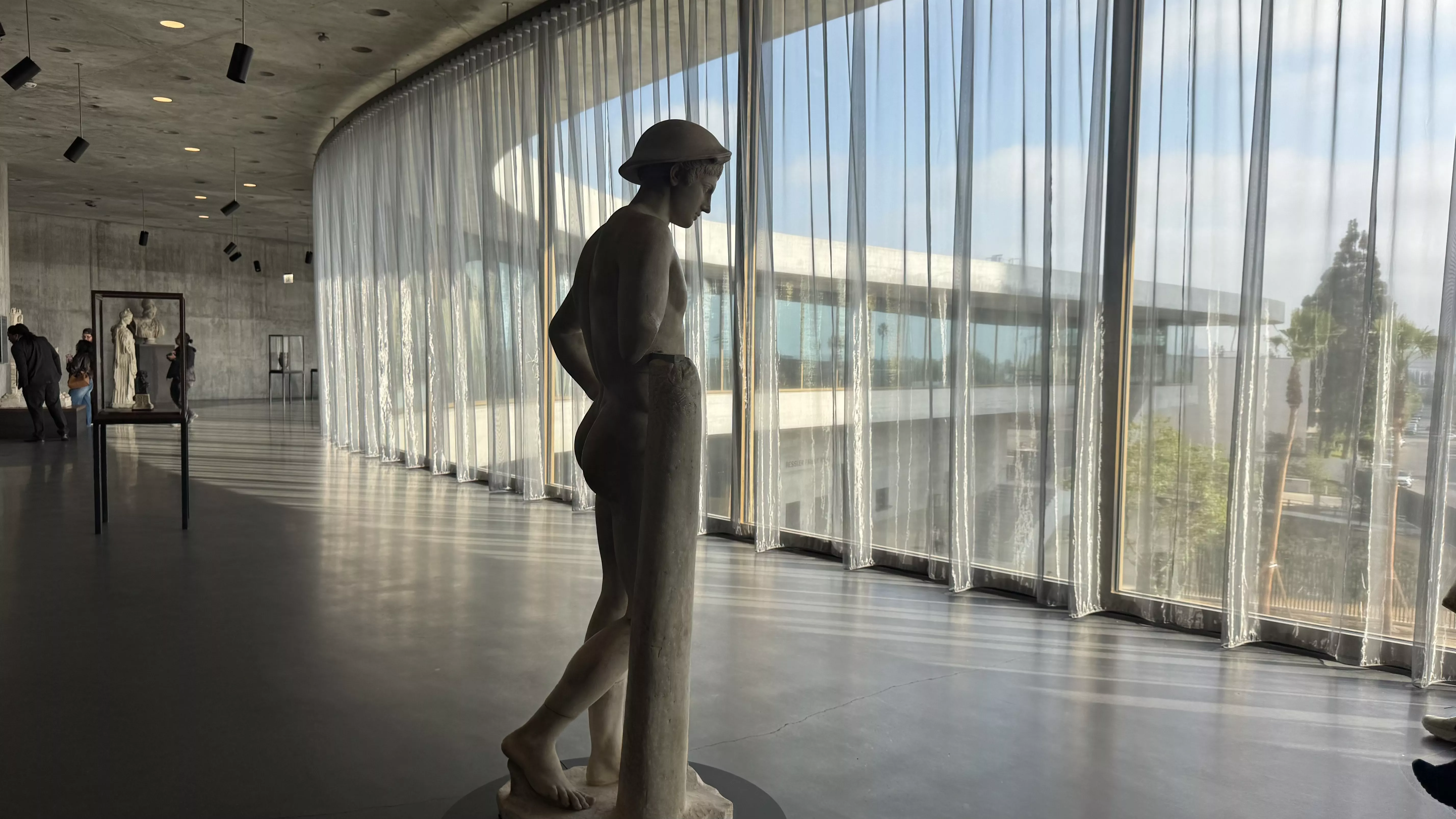 Dior Cruise 2027 at LACMA: Jonathan Anderson&rsquo;s First Dior Cruise Collection